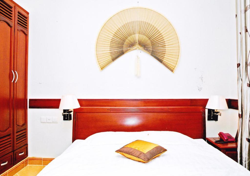 Hoang Thanh Thuy Airport Hotel 1 - Gan Am Thuc Dem Cho Hoang Hoa Tham Ho Si Minh-város Szoba fotó